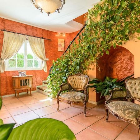Habitaciones en Casa Céntrica con piscina Almuñécar Esterno foto
