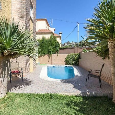 Habitaciones en Casa Céntrica con piscina Almuñécar Esterno foto