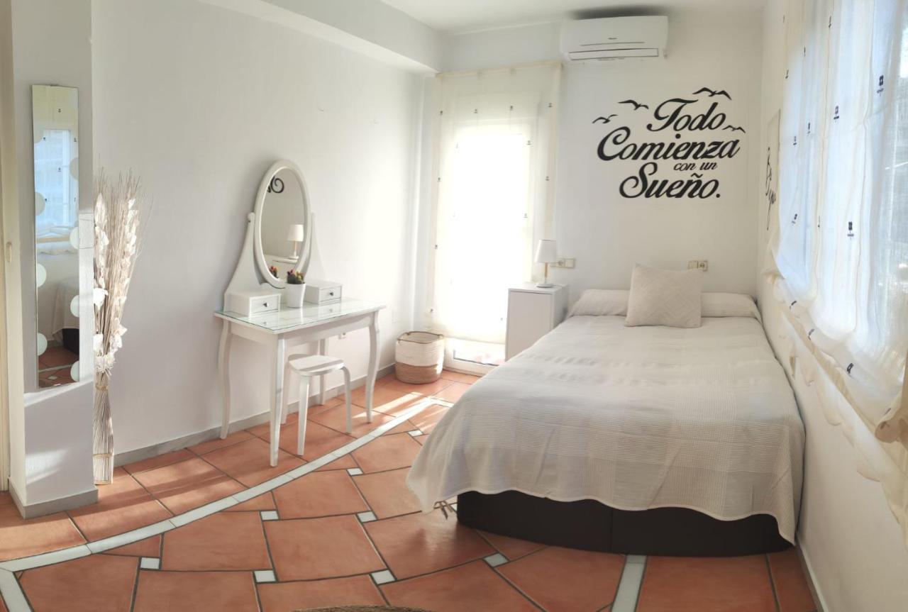 Habitaciones en Casa Céntrica con piscina Almuñécar Esterno foto