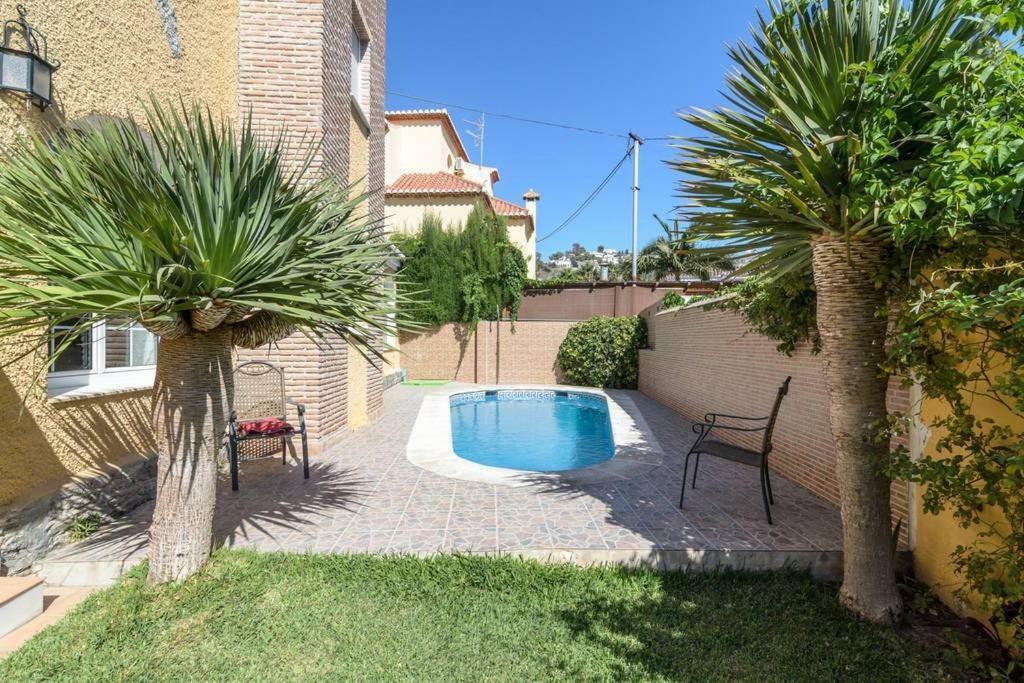 Habitaciones en Casa Céntrica con piscina Almuñécar Esterno foto
