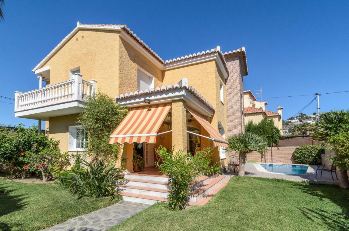 Habitaciones en Casa Céntrica con piscina Almuñécar Esterno foto