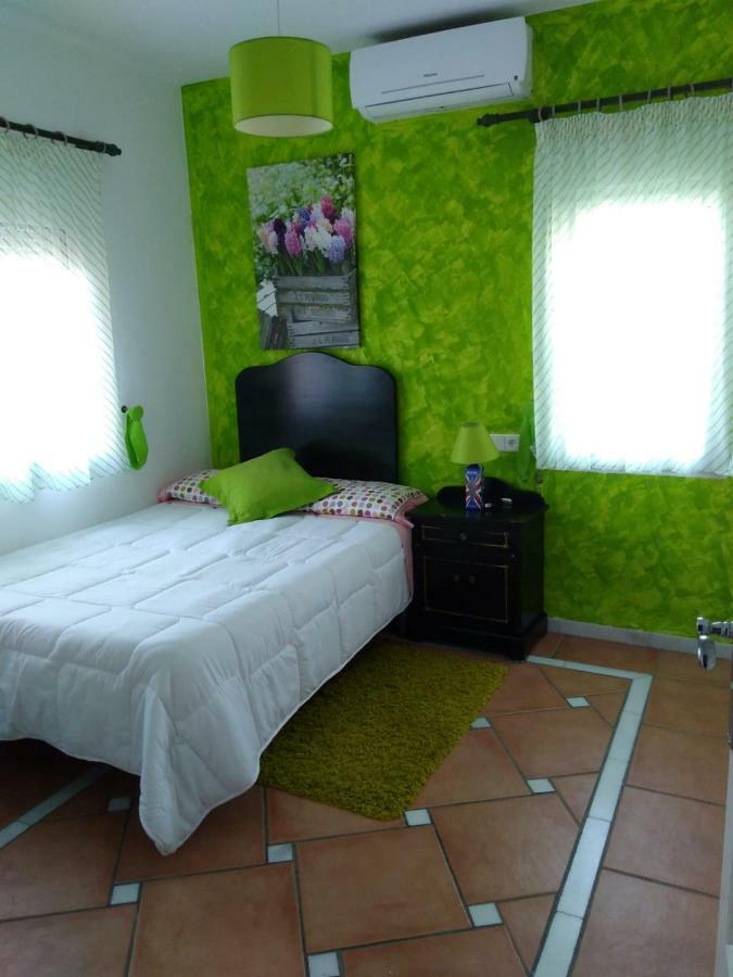 Habitaciones en Casa Céntrica con piscina Almuñécar Esterno foto