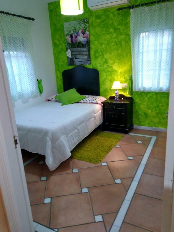 Habitaciones en Casa Céntrica con piscina Almuñécar Esterno foto